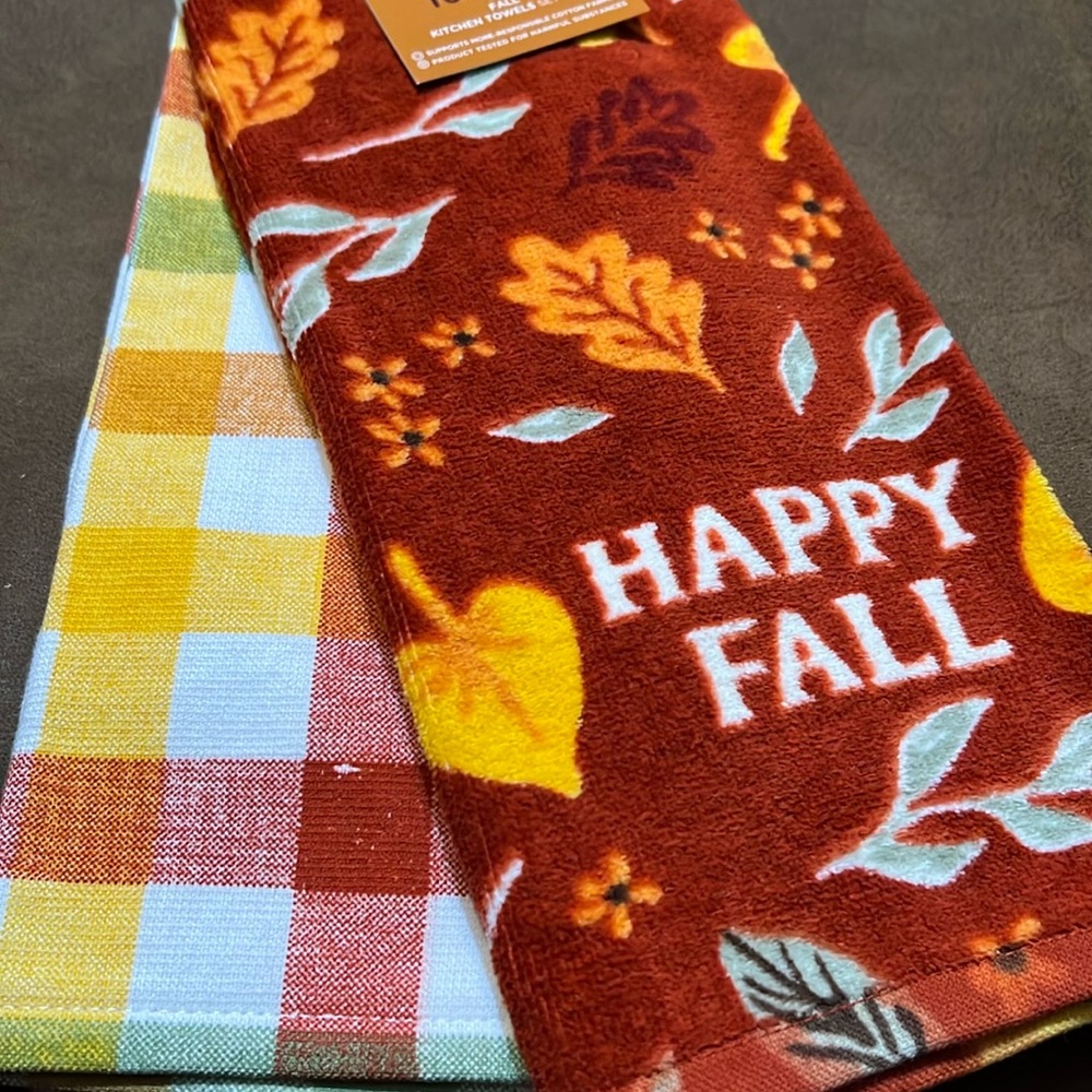 NWT Celebrate Together Fall Kitchen Towels Set of 2